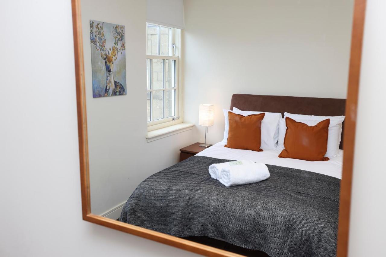 Joivy Spacious 2 Bed,2 Bath Flat, Free Parking And Rooftop Terrace Edimburgo Exterior foto