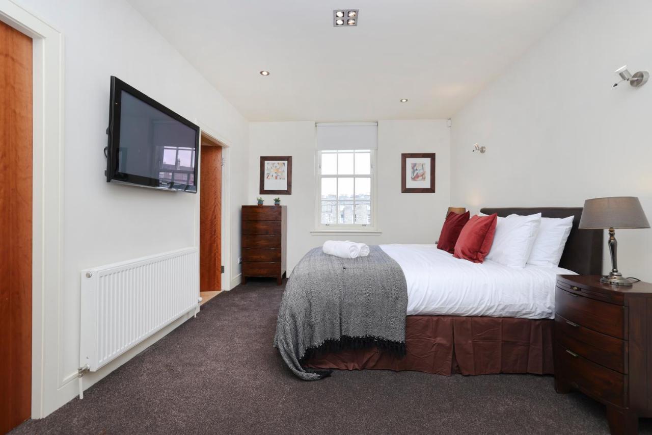 Joivy Spacious 2 Bed,2 Bath Flat, Free Parking And Rooftop Terrace Edimburgo Exterior foto