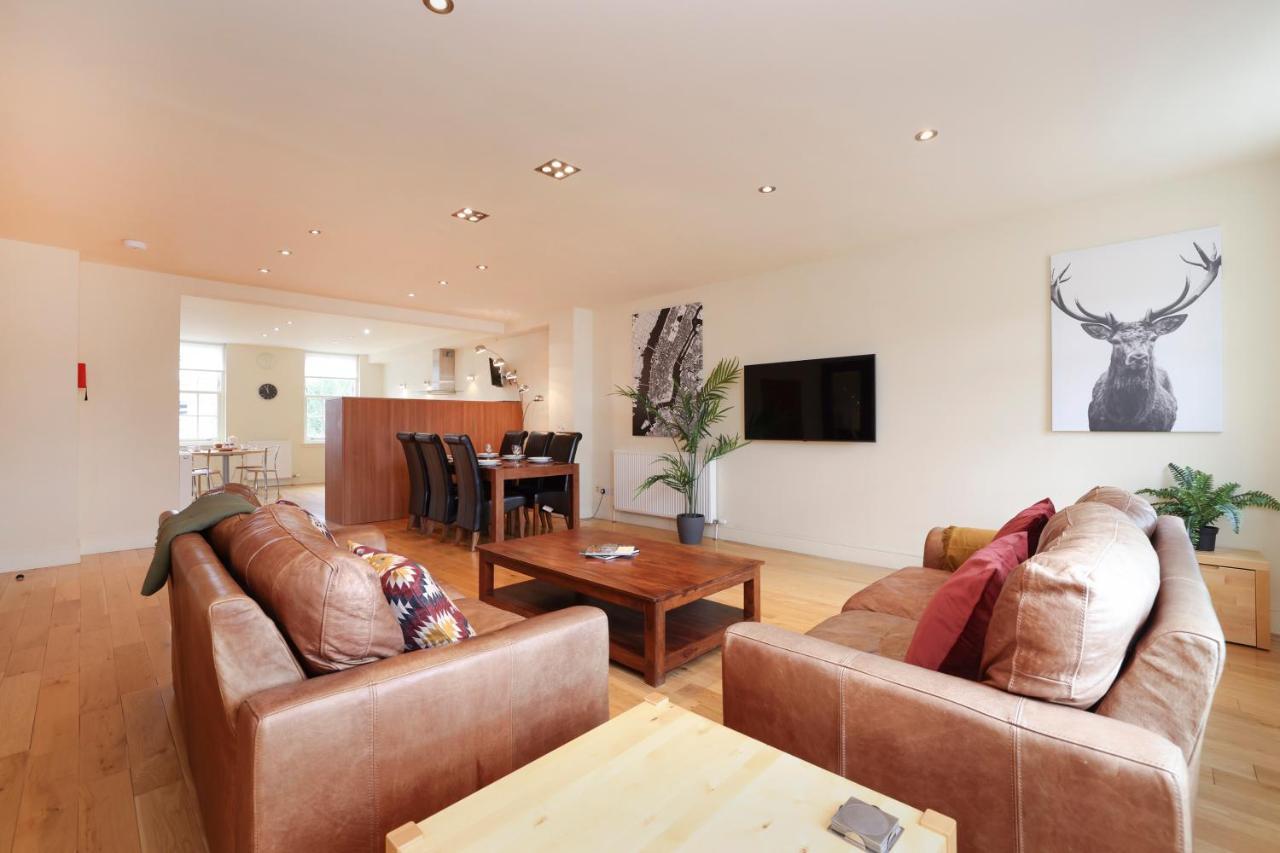 Joivy Spacious 2 Bed,2 Bath Flat, Free Parking And Rooftop Terrace Edimburgo Exterior foto