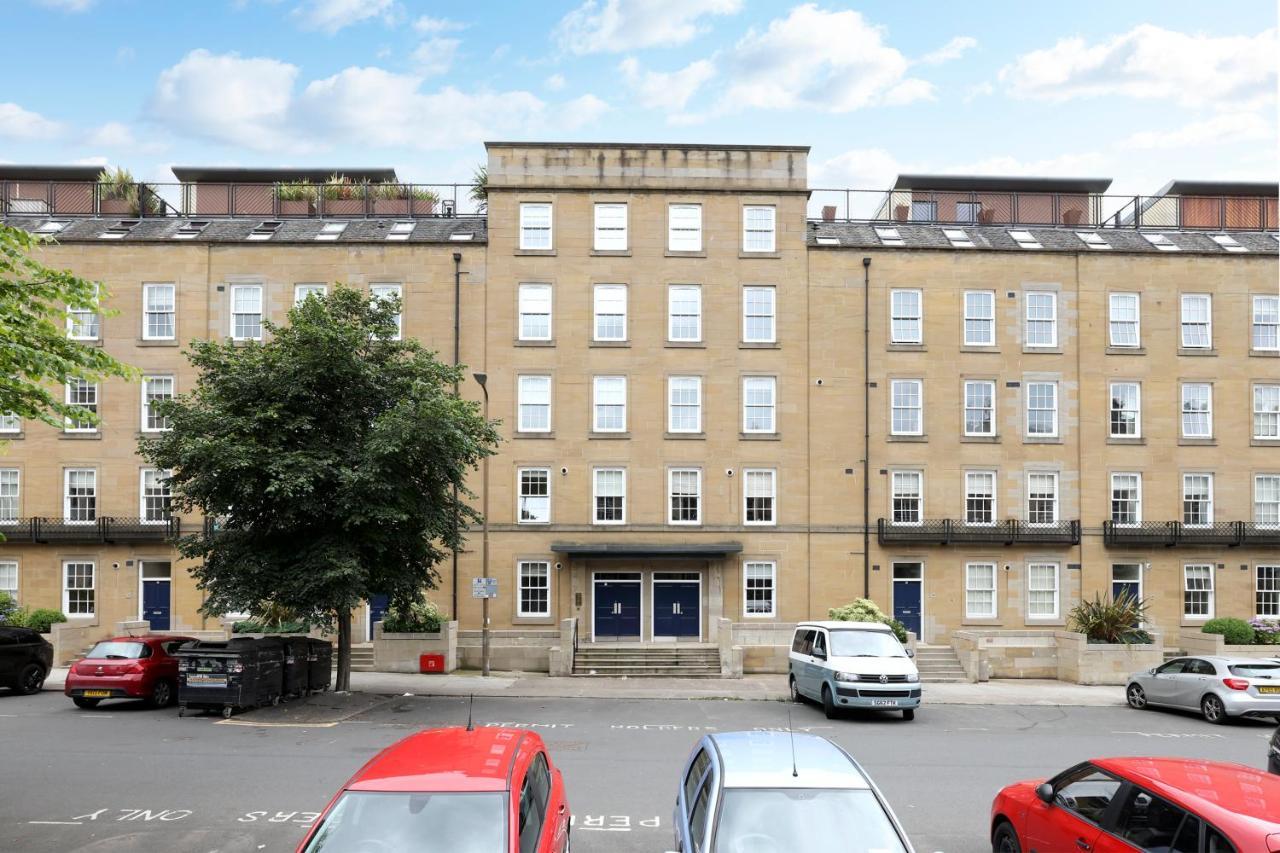 Joivy Spacious 2 Bed,2 Bath Flat, Free Parking And Rooftop Terrace Edimburgo Exterior foto