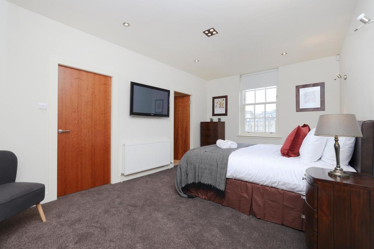 Joivy Spacious 2 Bed,2 Bath Flat, Free Parking And Rooftop Terrace Edimburgo Exterior foto